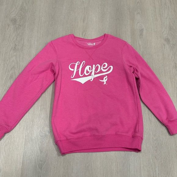 breast cancer crewneck. - Picture 1 of 2